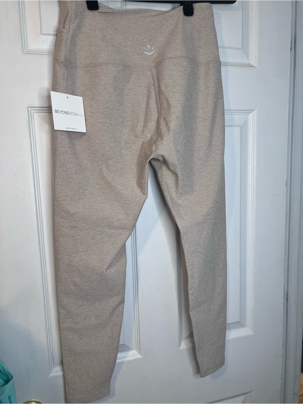 #778 NWT Beyond Yoga Spacedye Leisure High Waisted Leggings Sand Swept Heath - Picture 4 of 8